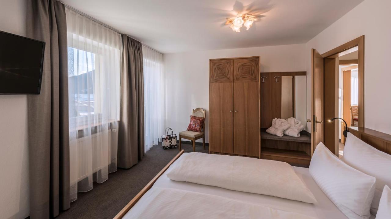 Eden Boutique Hotel Resia Esterno foto